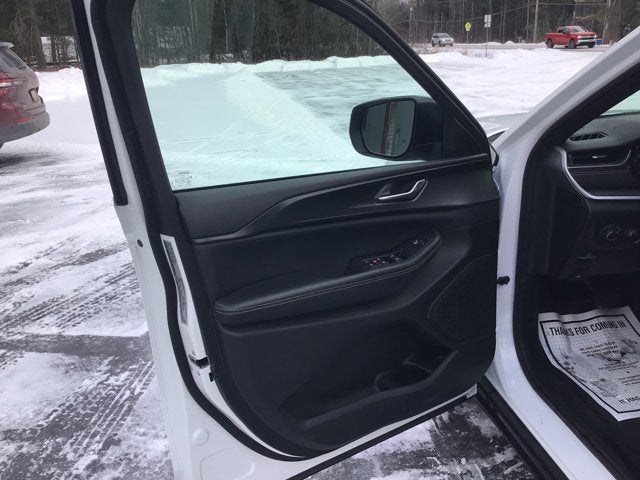 2024 Jeep Grand Cherokee Laredo X