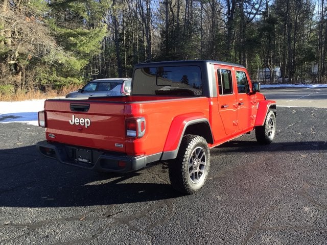 2023 Jeep Gladiator Overland