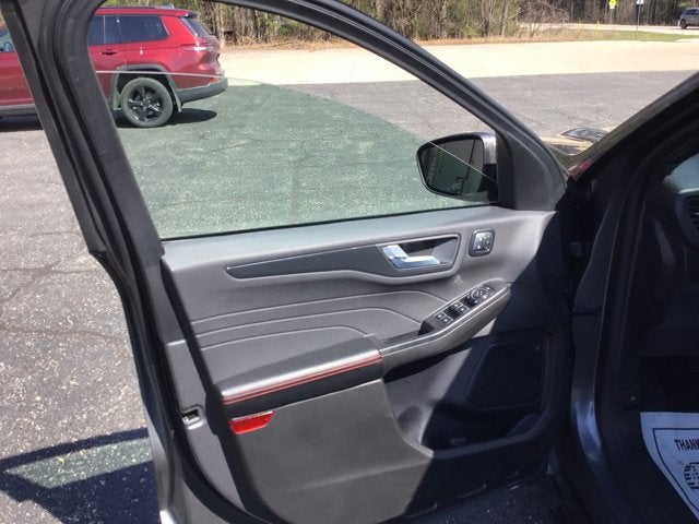 2024 Ford Escape ST-Line Select