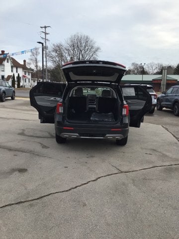 2026 Ford Explorer Active w 100A Pkg