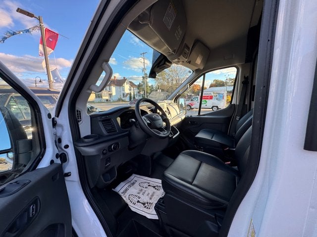 2025 Ford Transit Cargo Van T-250 148" Med Rf 9070 GVWR RWD