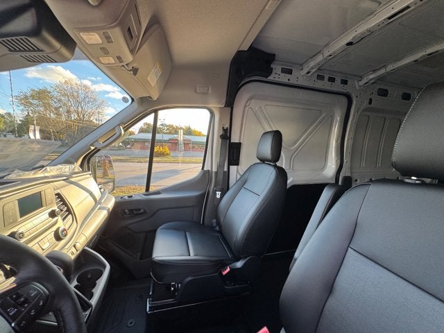 2025 Ford Transit Cargo Van T-250 148" Med Rf 9070 GVWR RWD