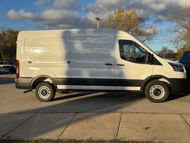 2025 Ford Transit Cargo Van T-250 148" Med Rf 9070 GVWR RWD