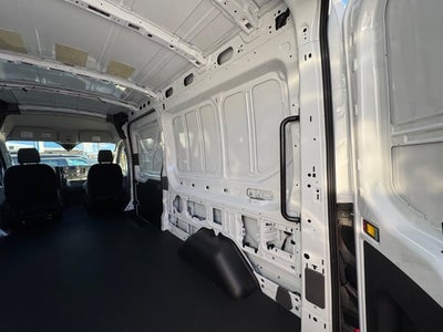 2025 Ford Transit Cargo Van T-250 148" Med Rf 9070 GVWR RWD