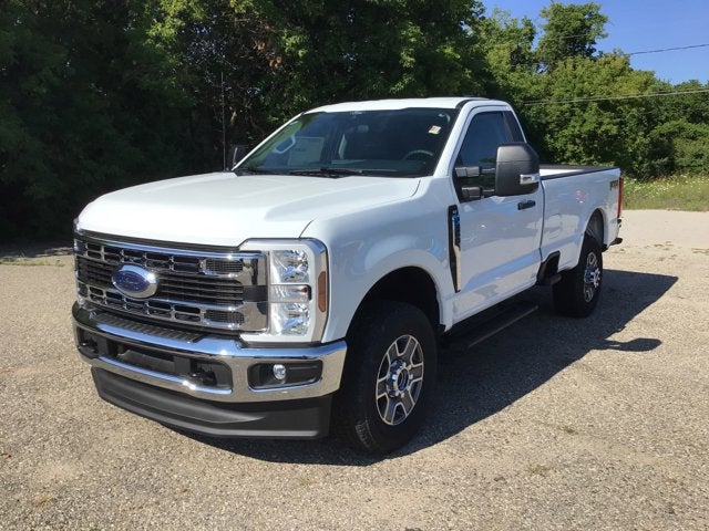2025 Ford Super Duty F-350 SRW XLT