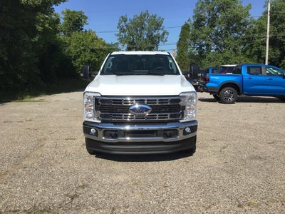 2025 Ford Super Duty F-350 SRW XLT