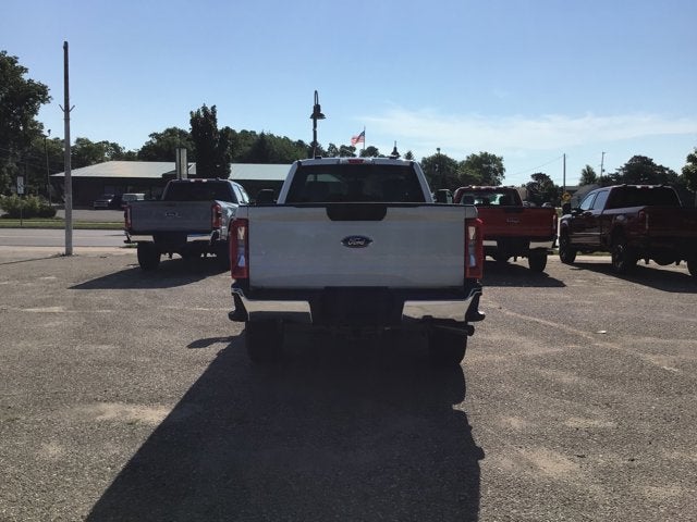 2025 Ford Super Duty F-350 SRW XLT