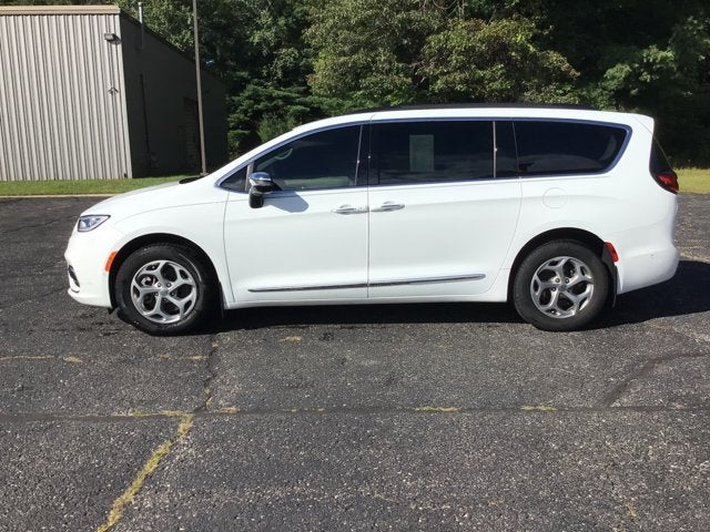 2023 Chrysler Pacifica Limited