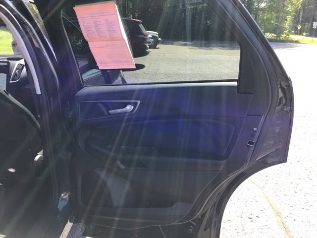 2022 Ford Edge SE