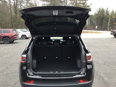 2024 Jeep Compass Latitude Lux