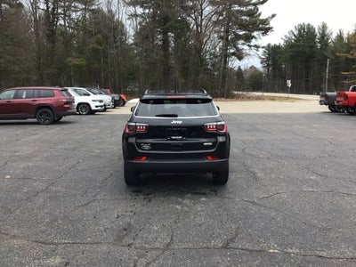 2024 Jeep Compass Latitude Lux