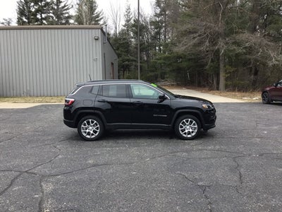 2024 Jeep Compass Latitude Lux