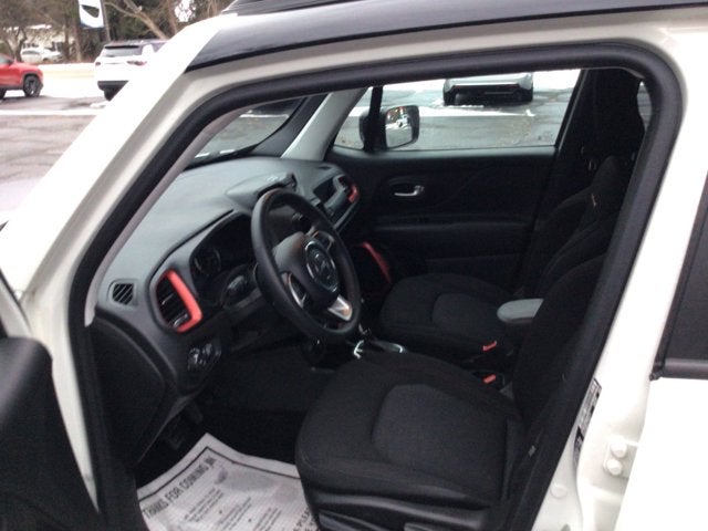 2023 Jeep Renegade Trailhawk