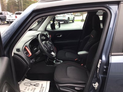 2023 Jeep Renegade Trailhawk