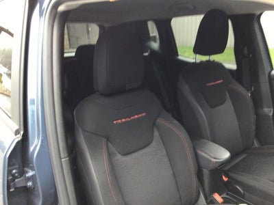 2023 Jeep Renegade Trailhawk