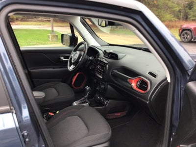 2023 Jeep Renegade Trailhawk