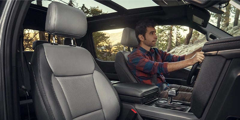 2022 Ford f-150_lightning interior